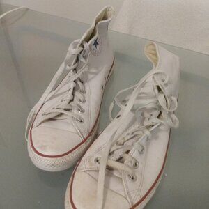 Converse Chuck Taylor hightop leather